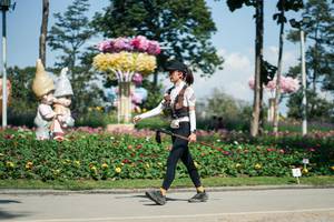 BIB: 
                            <button type="button" onclick="openModal(27620817)" class="btn btn-primary btn-sm float-right btn-popup" data-toggle="modal" data-target=".modal-high-quality">
                        <i class="fas fa-shopping-cart"></i> Add to Cart
                    </button>
                                            <button type="button" onclick="isThisMe(27620817, true)" class="btn btn-success btn-sm float-right btn-popup btn-isme hidden" data-toggle="tooltip" data-placement="bottom" title="นี่คือรูปของคุณใช่ไหม คลิกที่นี่เพื่อเอาเข้าอัลบั้ม">
                        <i class="fas fa-plus"></i> Add to album
                    </button>
                    <button type="button" onclick="isThisMe(27620817, false)" class="btn btn-warning btn-sm float-right btn-popup btn-isnotme hidden">
                        <i class="fas fa-ban"></i> Remove from album
                    </button>